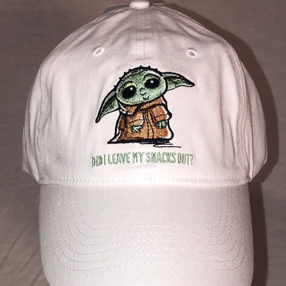 NWT Star Wars Baby Yoda Hat - Picture 2 of 6